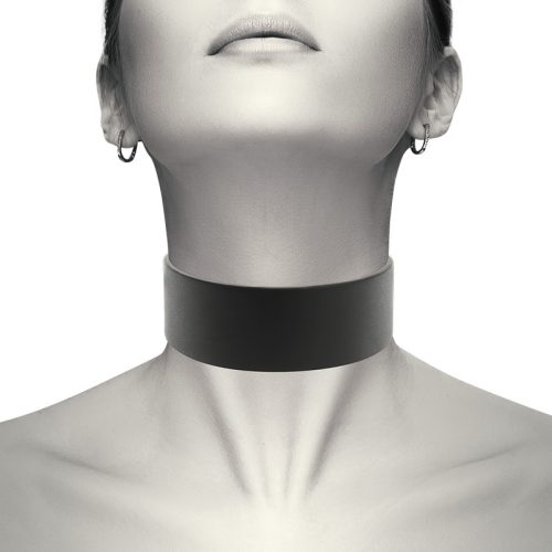 COQUETTE CHIC DESIRE – Vegán bőr nyakörv fűzővel, állítható méret, fekete