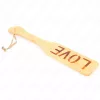 KINK – Bambusz paskoló LOVE gravírozással, 32 × 5,5 cm