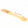 KINK – Bambusz paskoló LOVE gravírozással, 32 × 5,5 cm