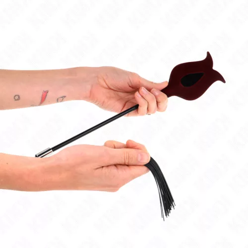 KINK - Rózsa alakú szilikon rojtos ostor, 45 cm