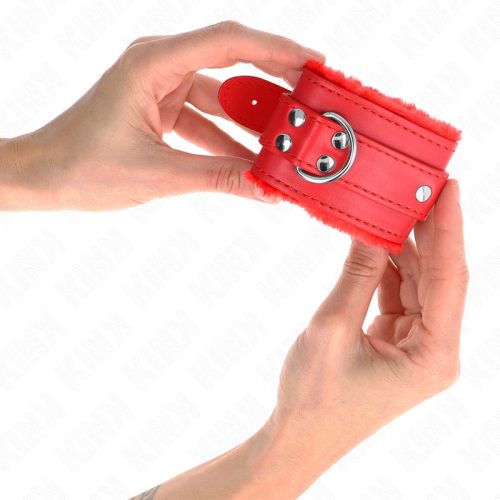 KINK – Szőrmével bélelt, állítható csuklóbilincs, csattal, piros